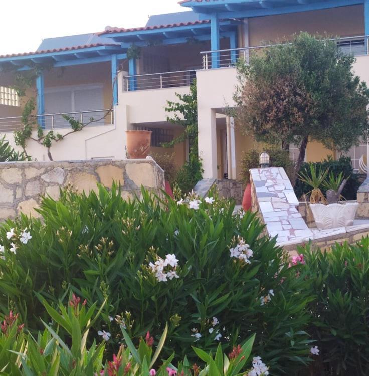 Nicolas Apartments Ierápetra Екстериор снимка